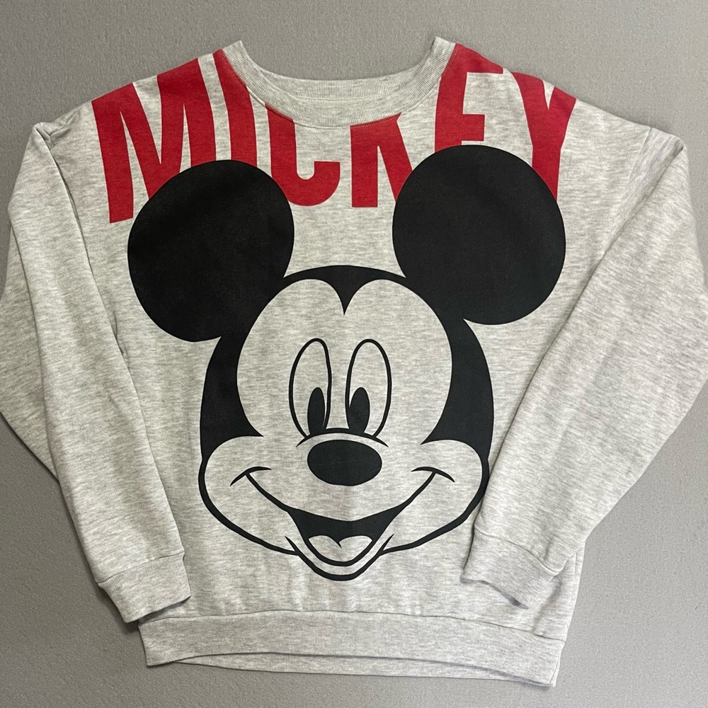 DISNEY WOMENS LONG SLEEVED MICKEY TEE SIZE XS